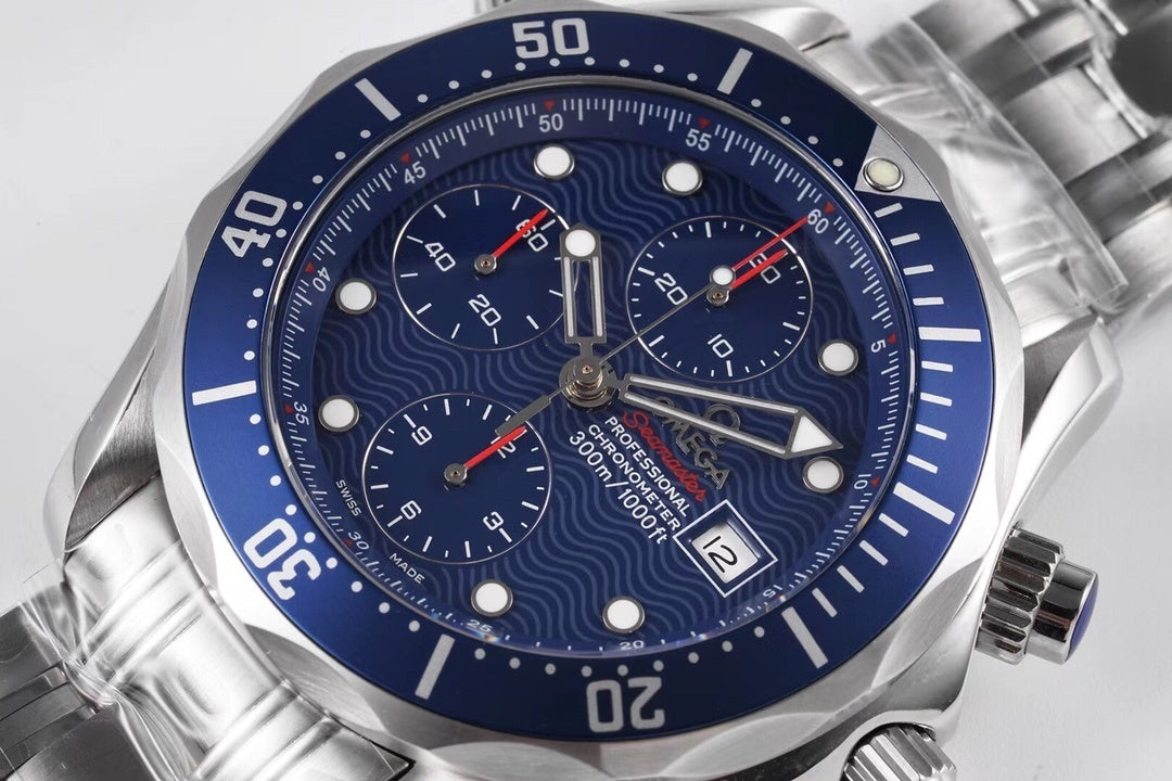 Omega Seamaster Diver 300M Chronograph 2599.80.00 : Blue Wave "James Bond Omega"
