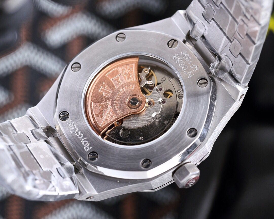 Audemars Piguet Royal Oak 15410BC : "Frosted" White