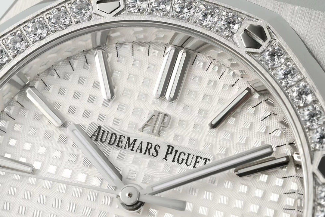 Audemars Piguet Royal Oak 15452BC : Diamond Bezel
