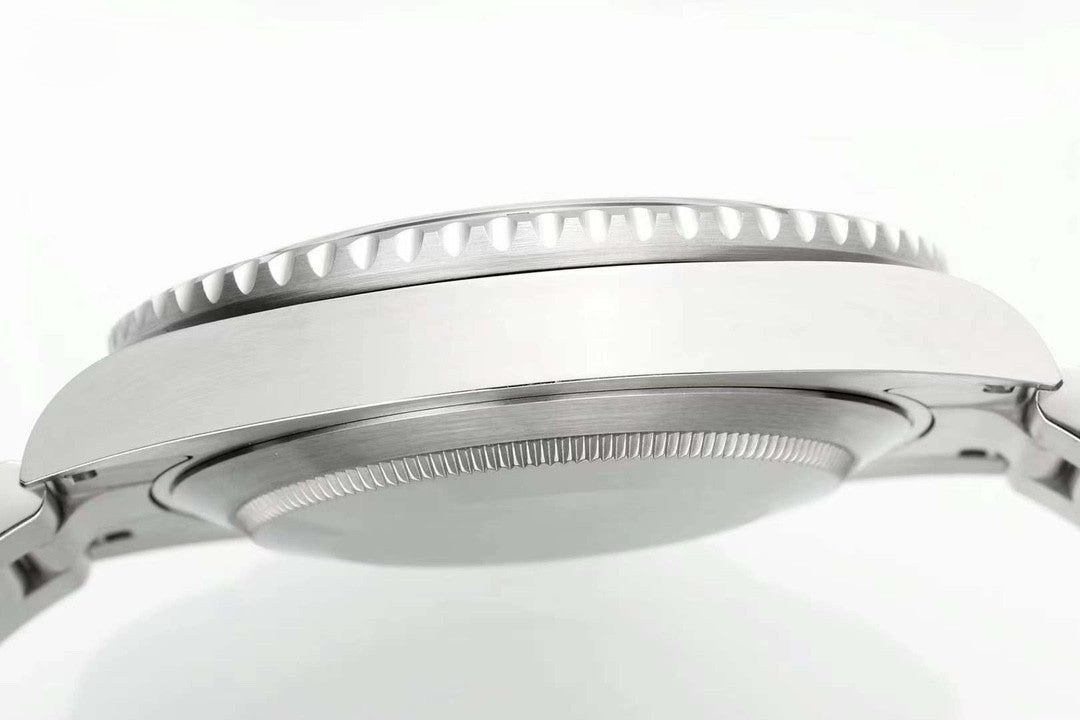 Rolex Submariner Date 126610LV : "Kermit"