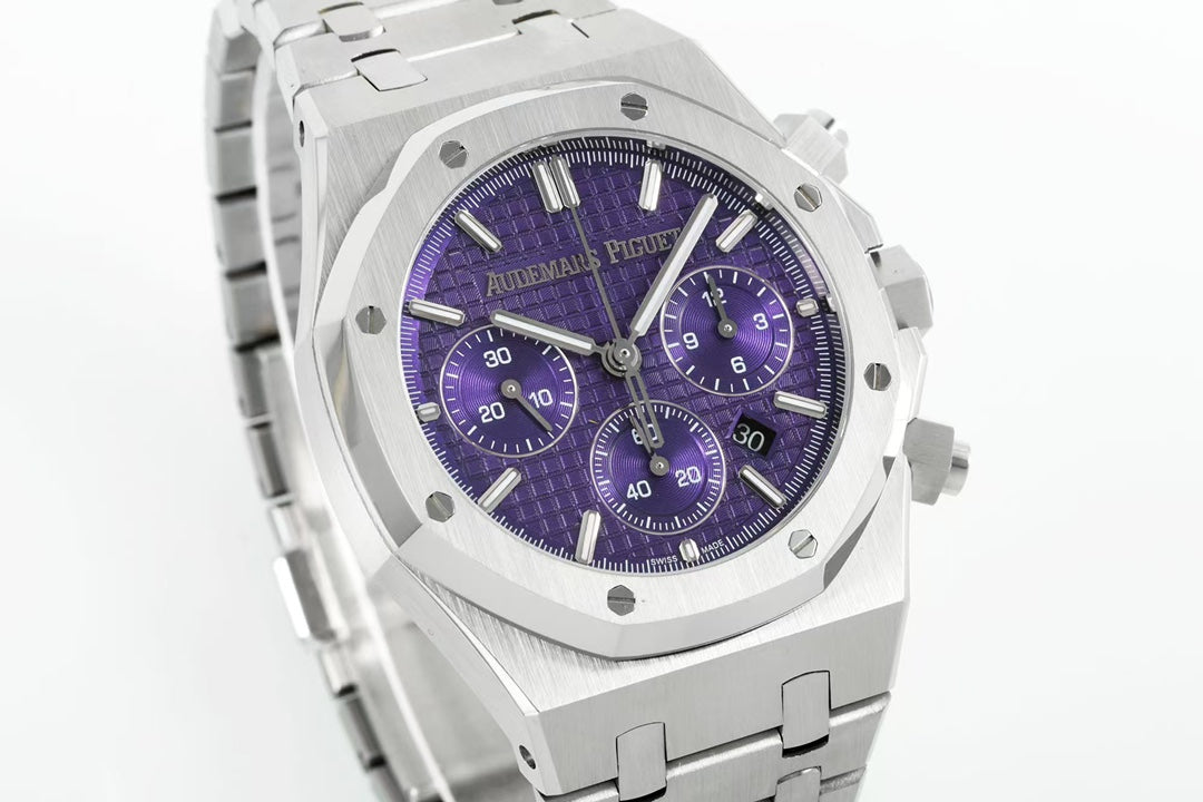Audemars Piguet Royal Oak Chronograph 26240ST : "Purple Dial"