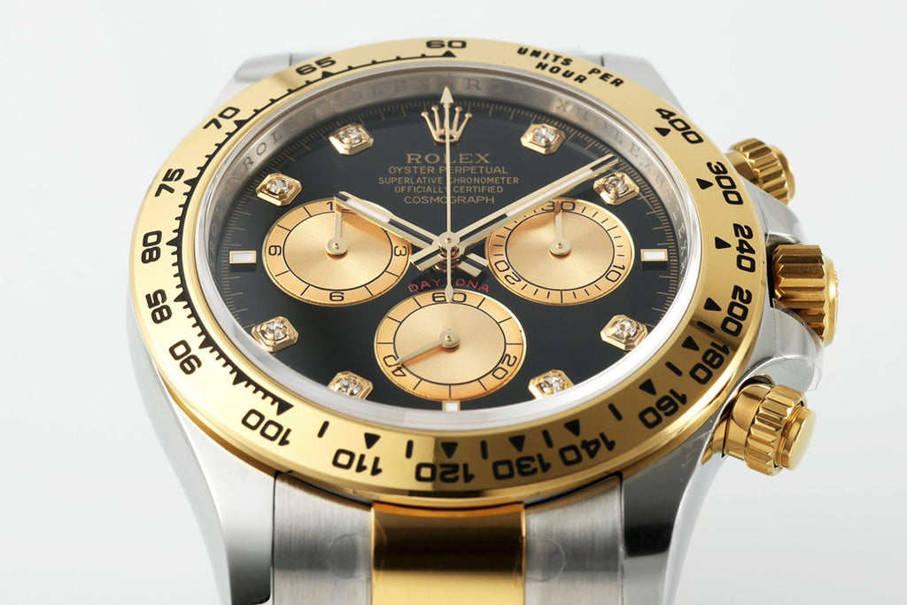 Rolex Cosmograph Daytona 116523 : Black Diamond Dial "Golden Eye"