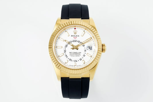 Rolex Sky Dweller : Gold, White face, Gold dial