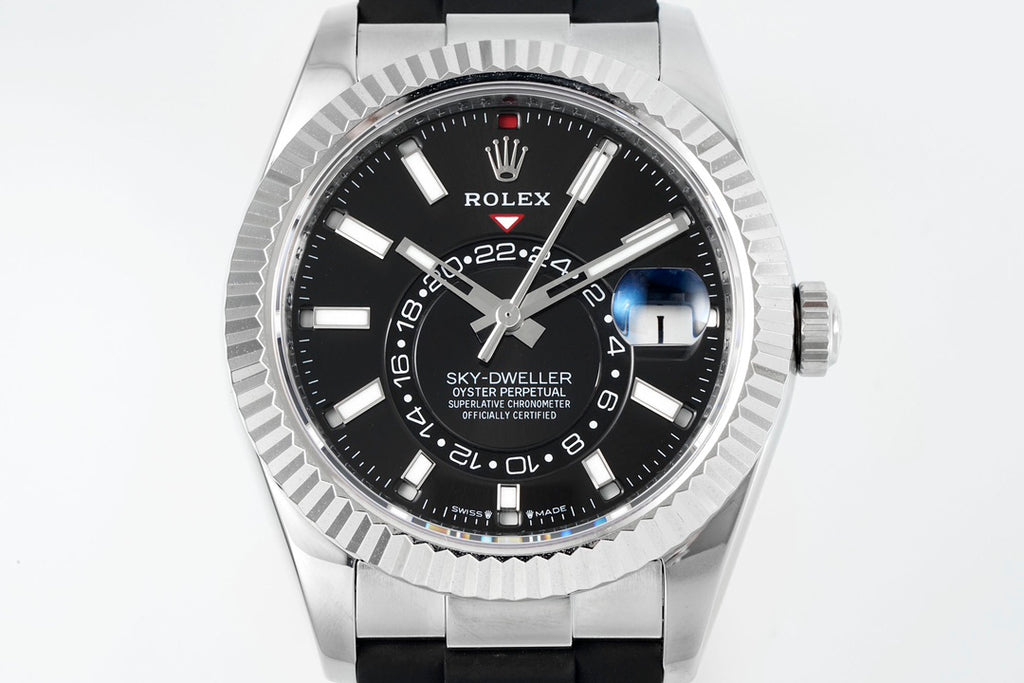 Rolex Sky-Dweller 336239 : Silver / Black Dial