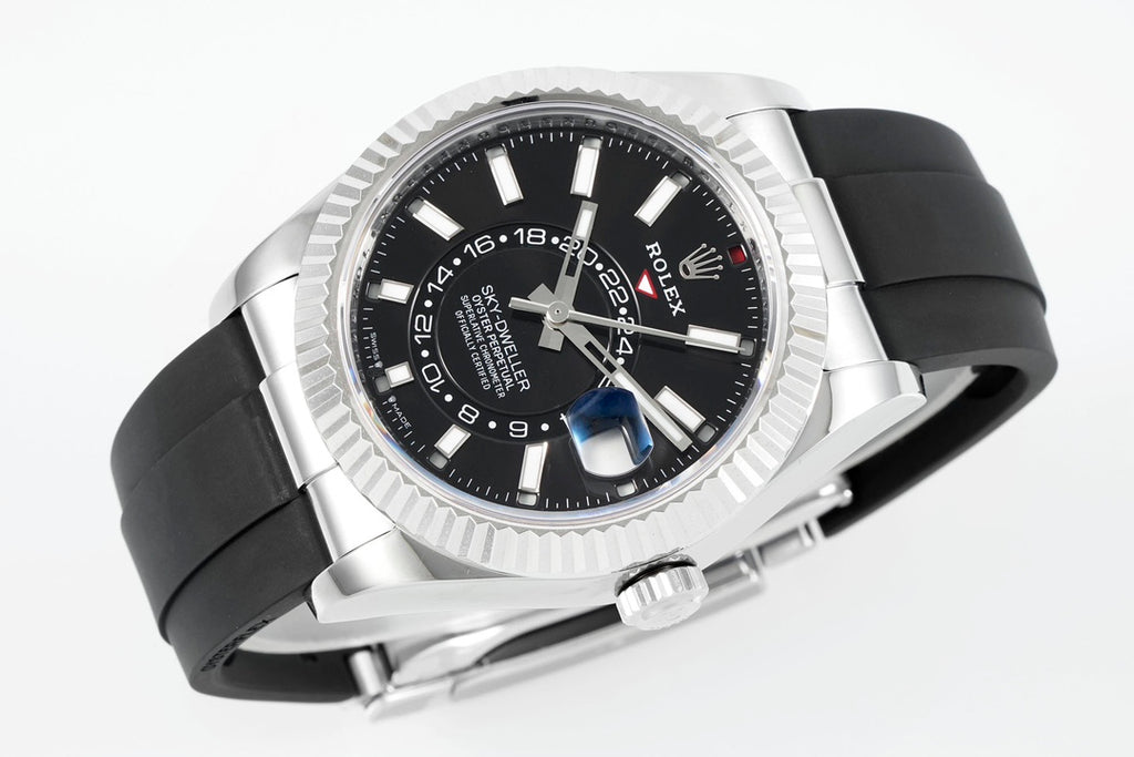 Rolex Sky-Dweller 336239 : Silver / Black Dial