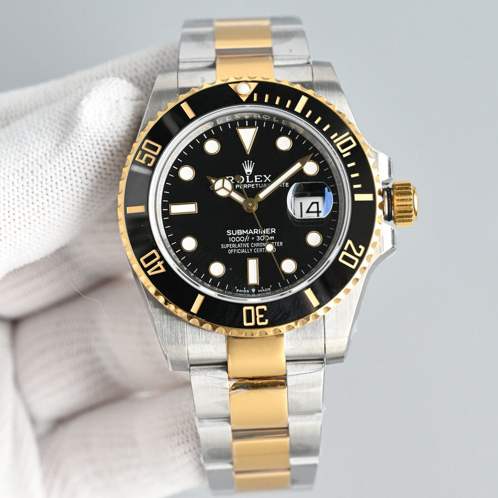 Rolex Submariner Date 126613LN : Two-Tone Black