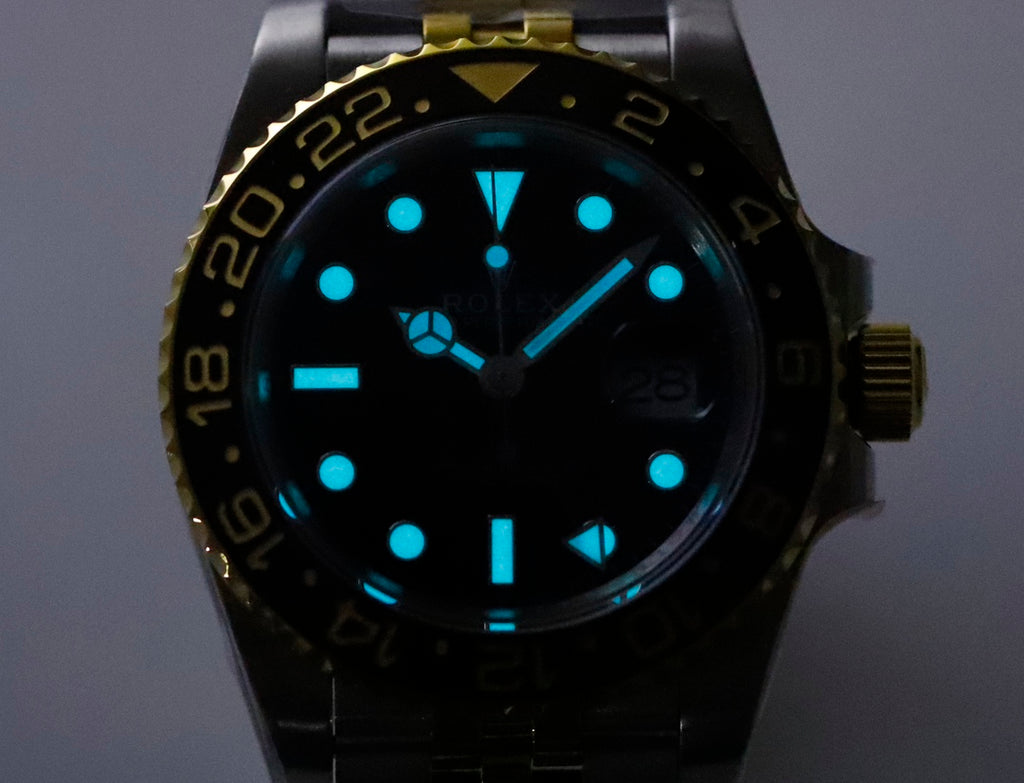 Rolex GMT-Master II 126713GRNR : Two Tone "Bruce Wayne"