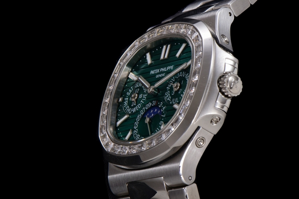 Patek Philippe Nautilus Perpetual Calendar with "Diamond"-set bezel