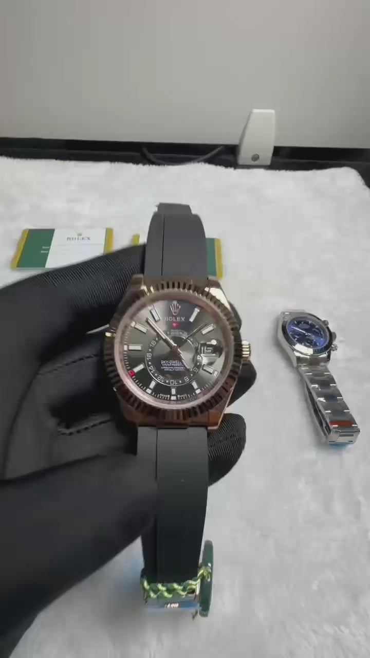 Rolex Sky-Dweller 336235 : Rose Gold / Black Dial