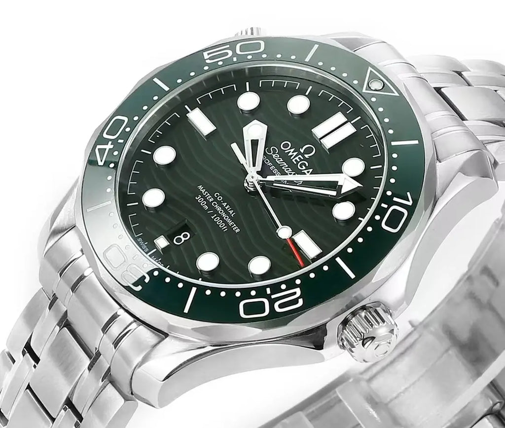 Omega Seamaster Diver 300M 210.30.42.20.10.001 : Green / "Seaweed"