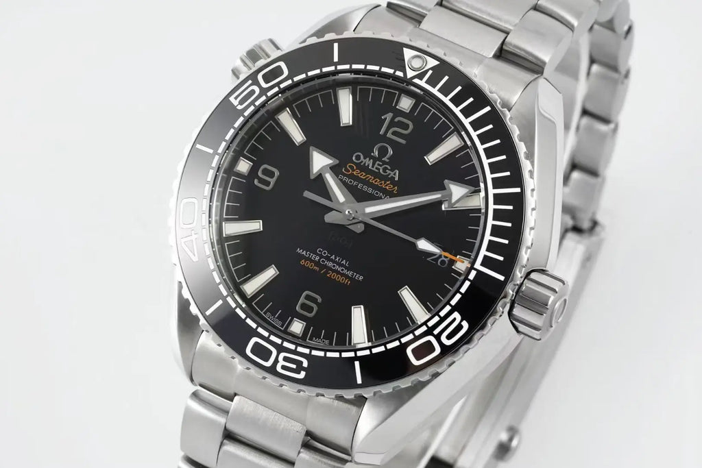 Omega Seamaster Planet Ocean 600M 215.30.44.21.01.001 : Black / "Planet Ocean"