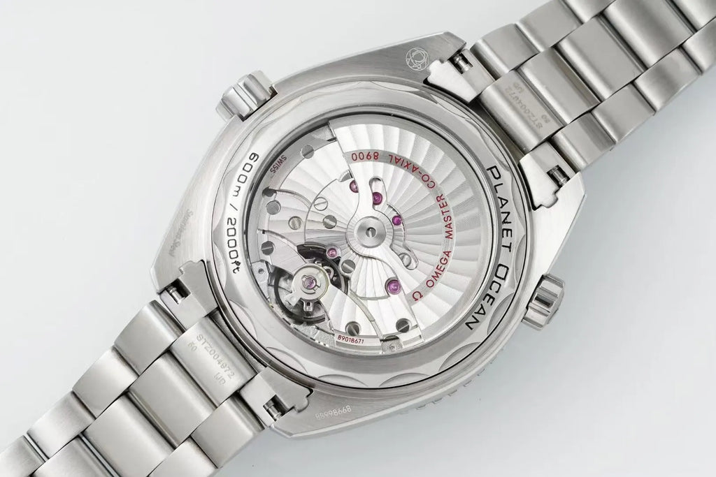 Omega Seamaster Planet Ocean 600M 215.30.44.21.01.001 : Black / "Planet Ocean"